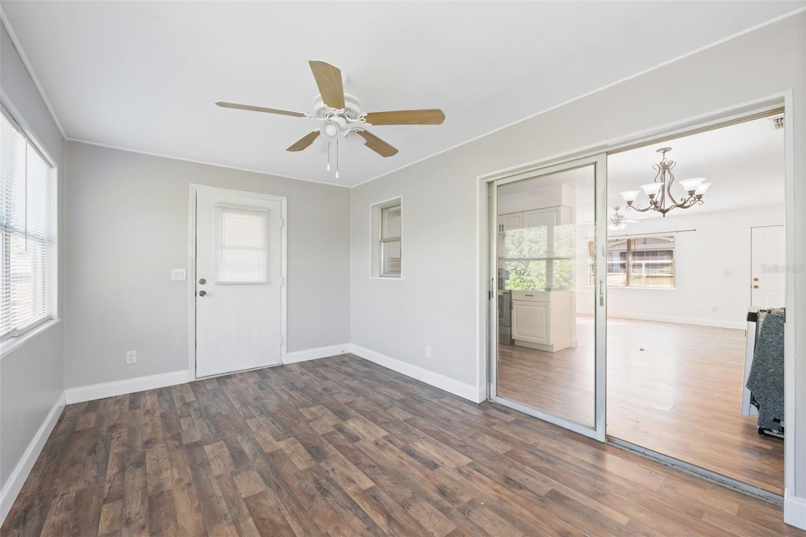 HILL N DALE - Residential