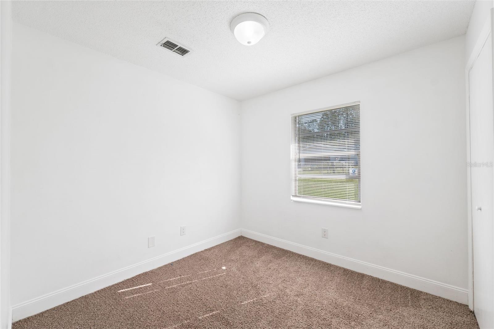 HILL N DALE - Residential