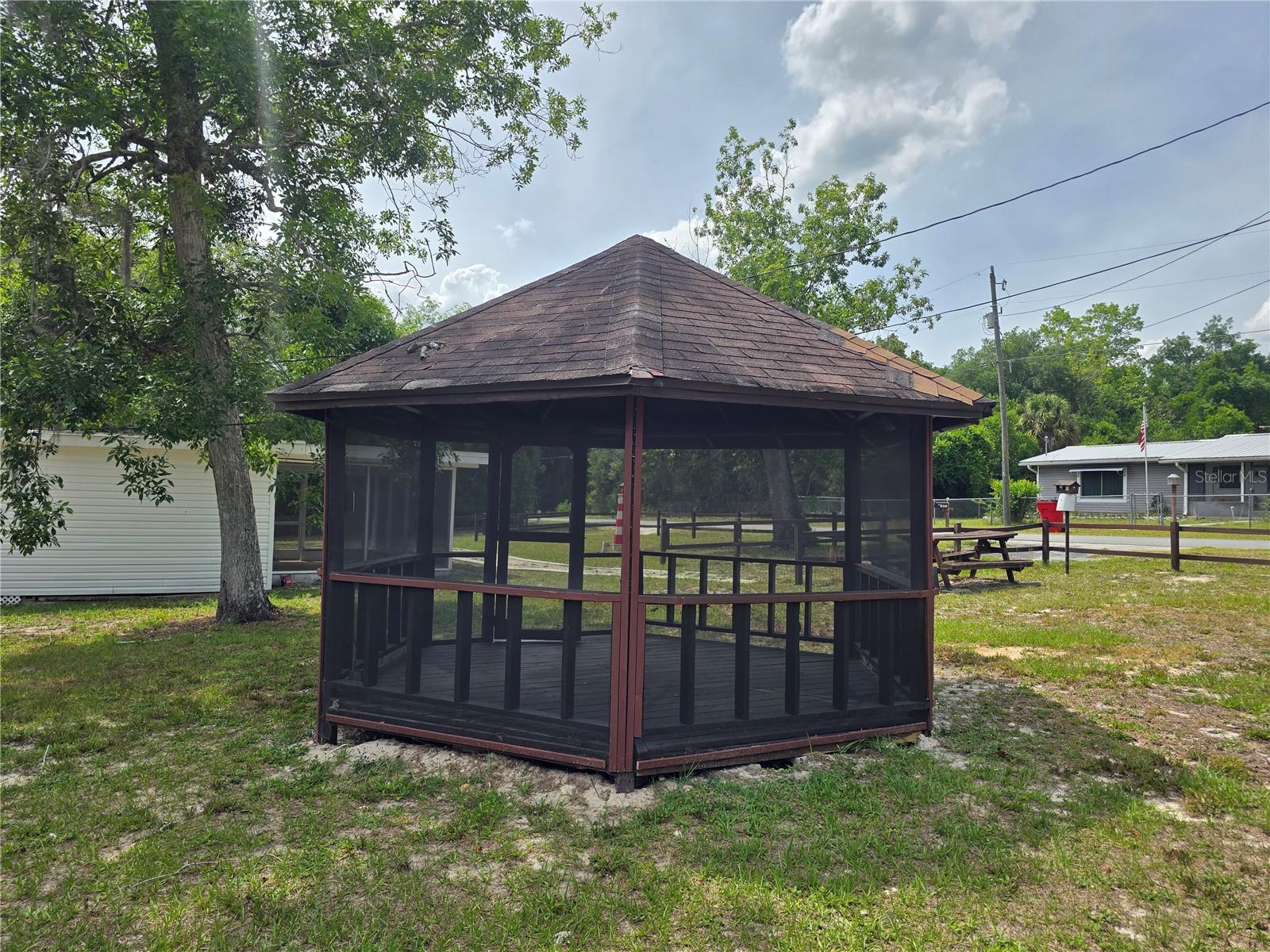 WITHLAPOPKA ISLANDS UNIT 02 - Residential