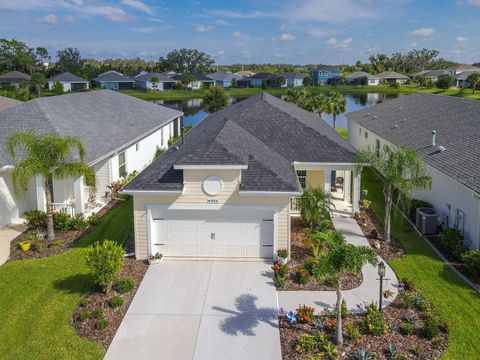 A home in PARRISH