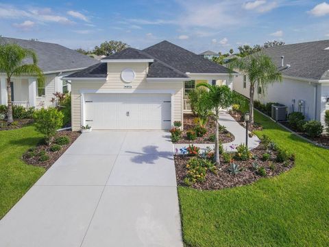 A home in PARRISH