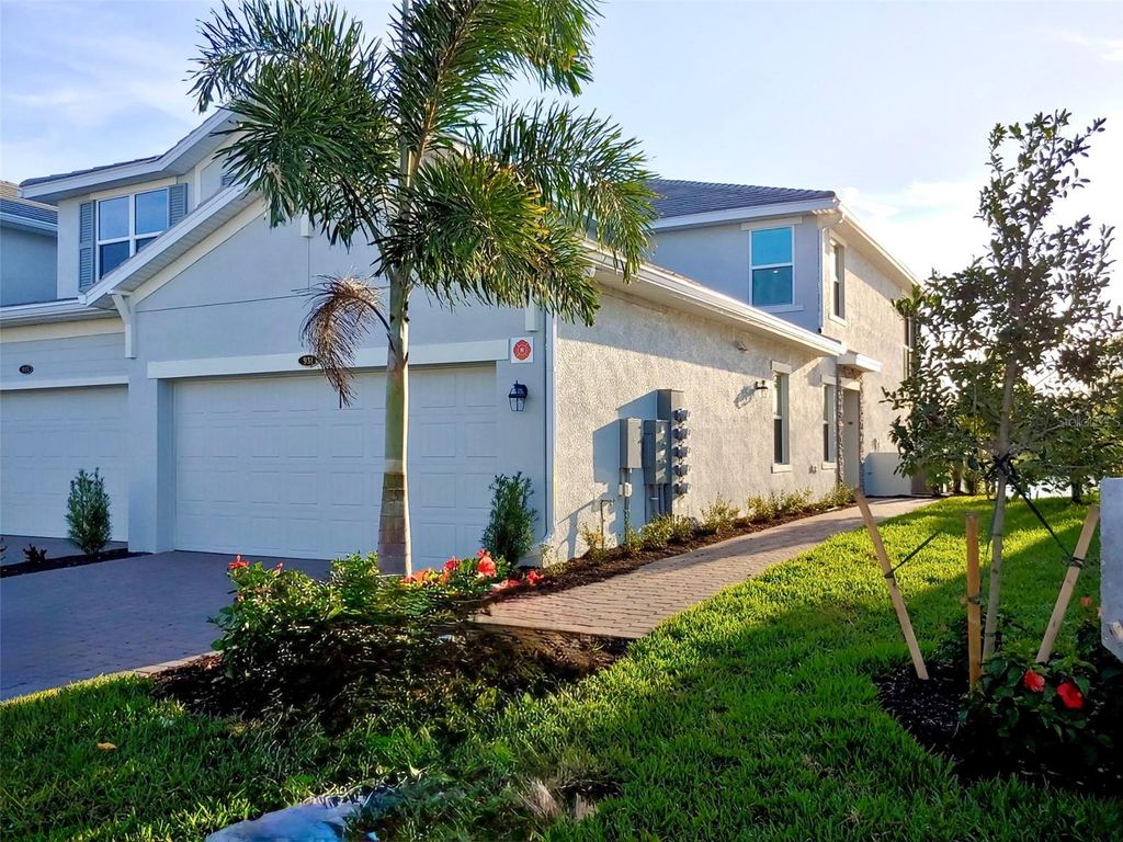 Photo of 931 Tidewater Shores Loop #712, Bradenton, FL 34208 (MLS # TB8460694)