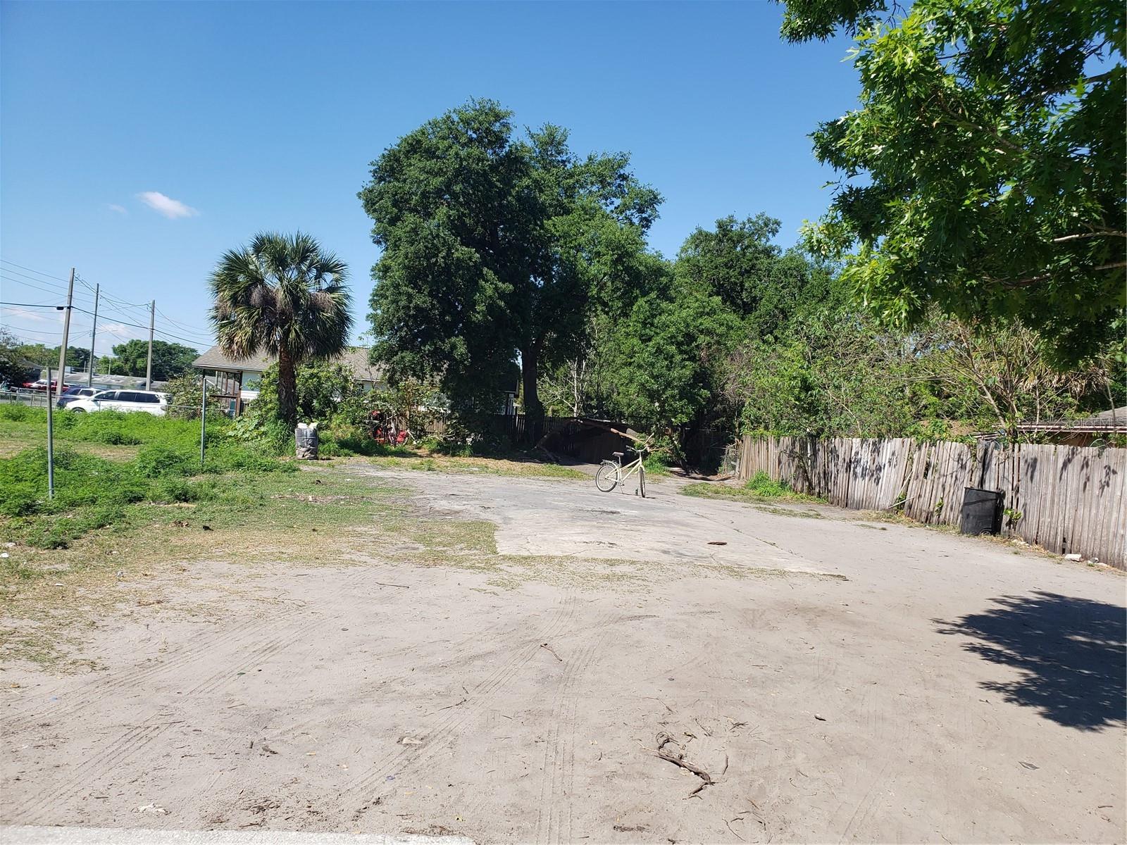 BOOKER WASHINGTON ESTATE - Land