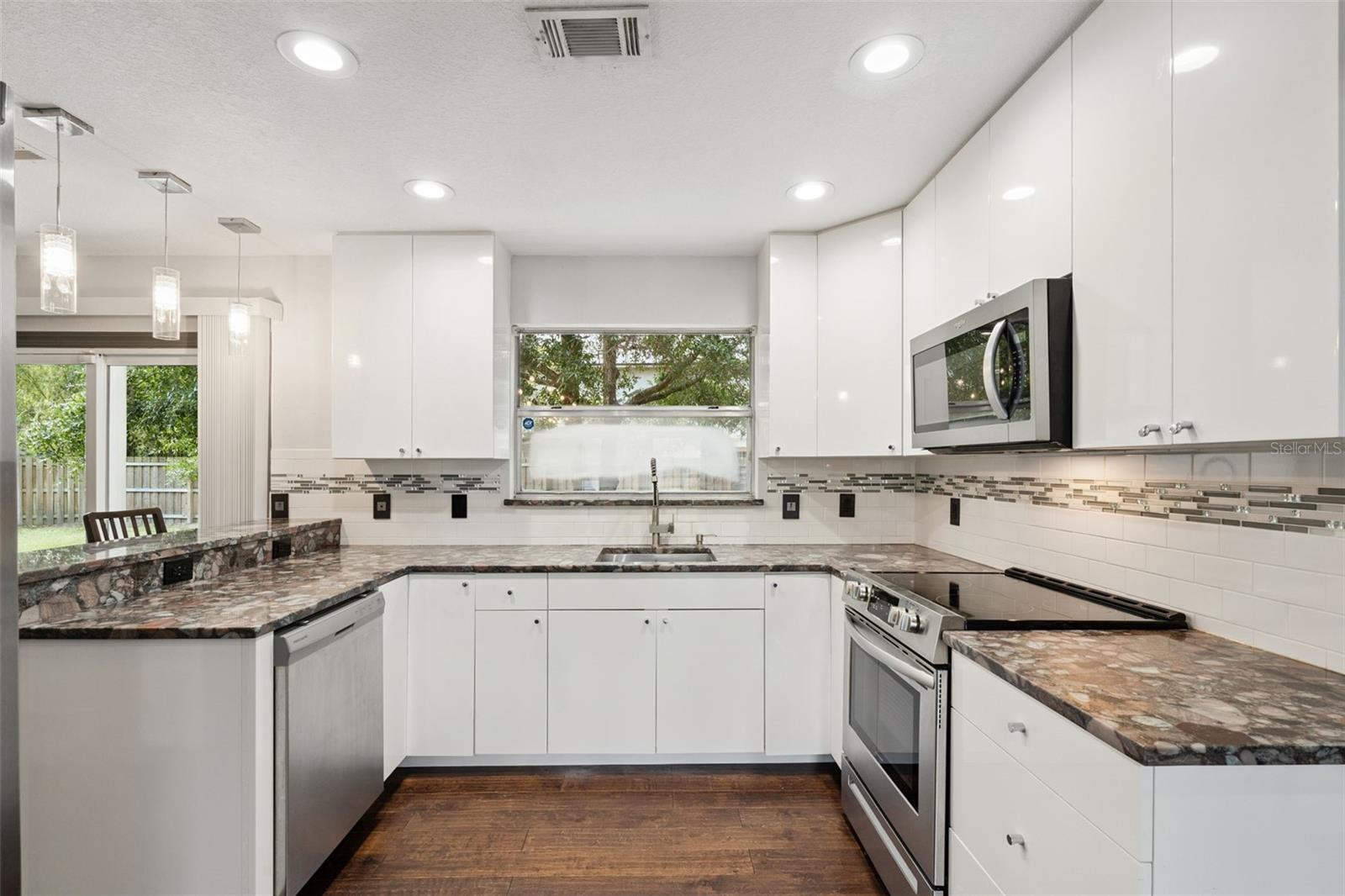 DEER RUN UNIT 20 - Residential