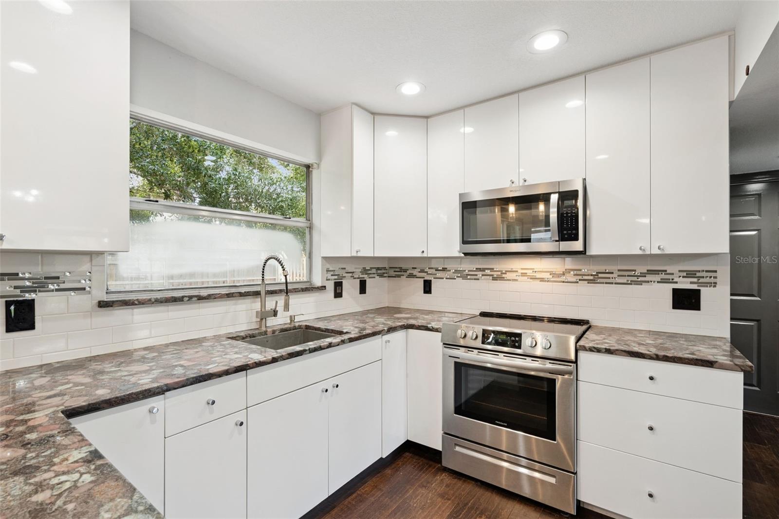 DEER RUN UNIT 20 - Residential