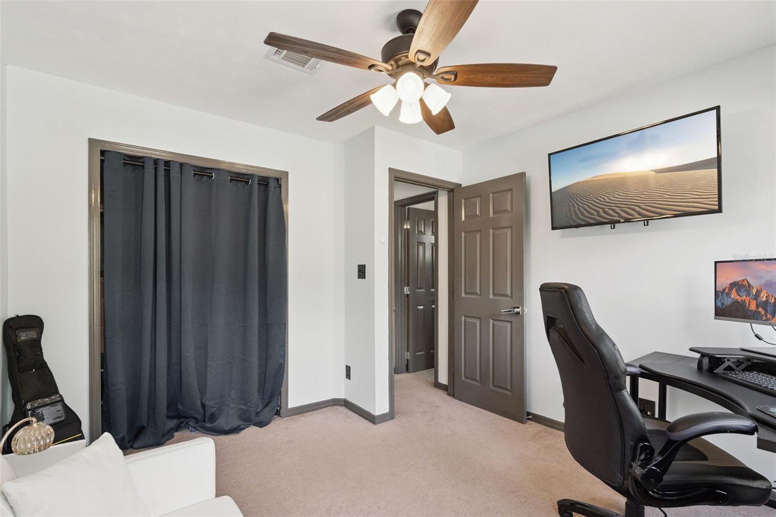 DEER RUN UNIT 20 - Residential