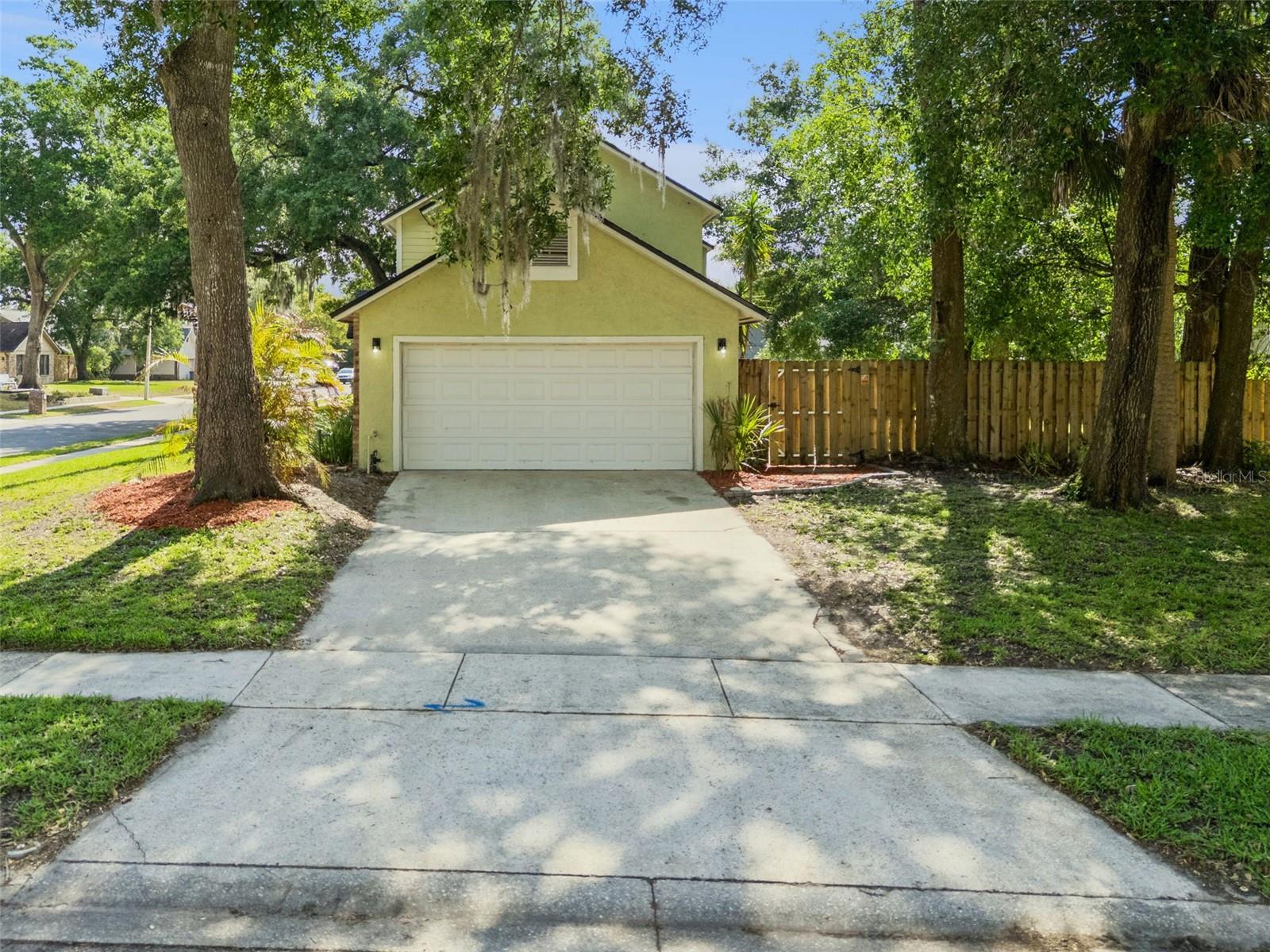 DEER RUN UNIT 20 - Residential