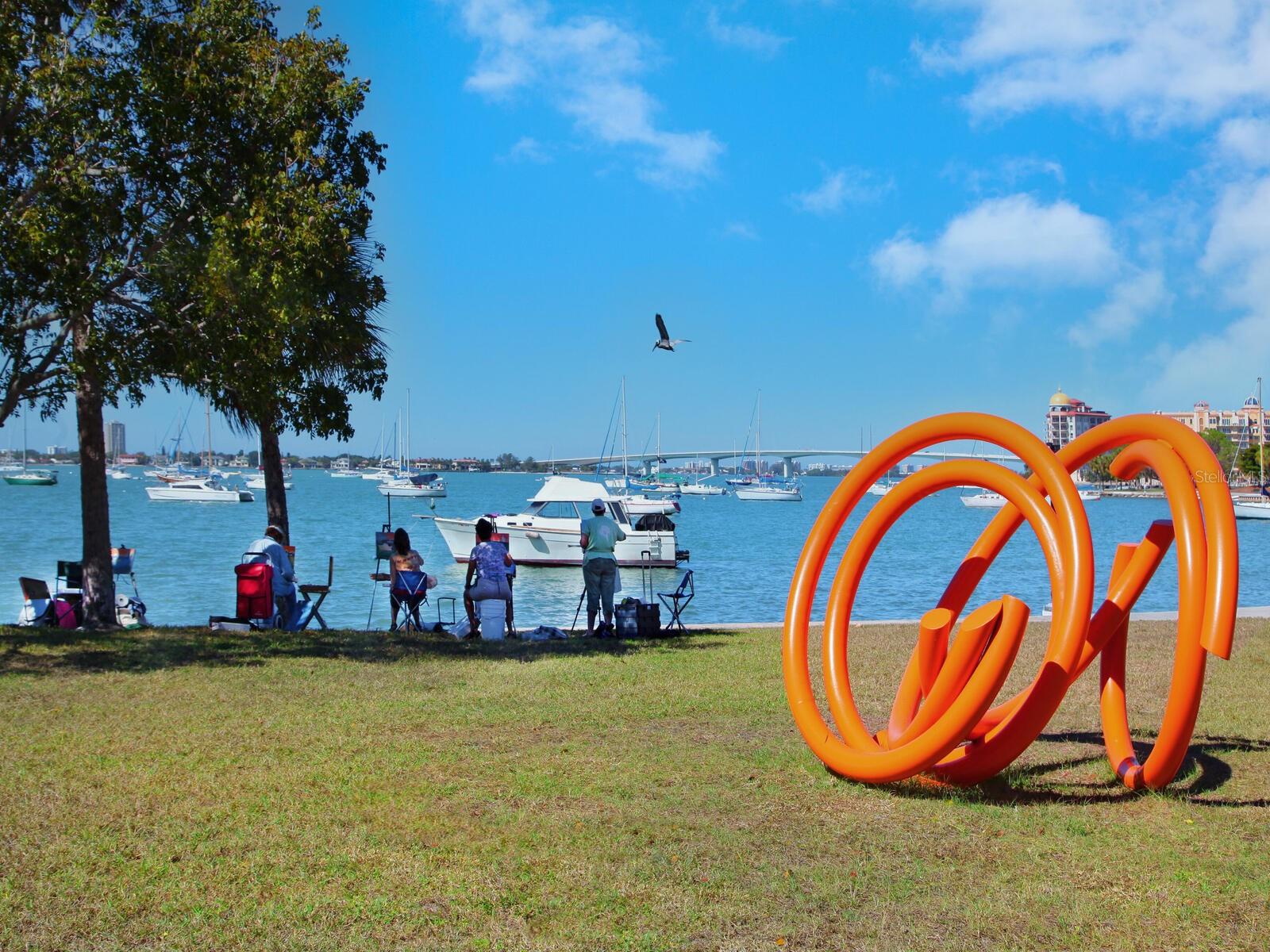 ORANGE ONE - Land