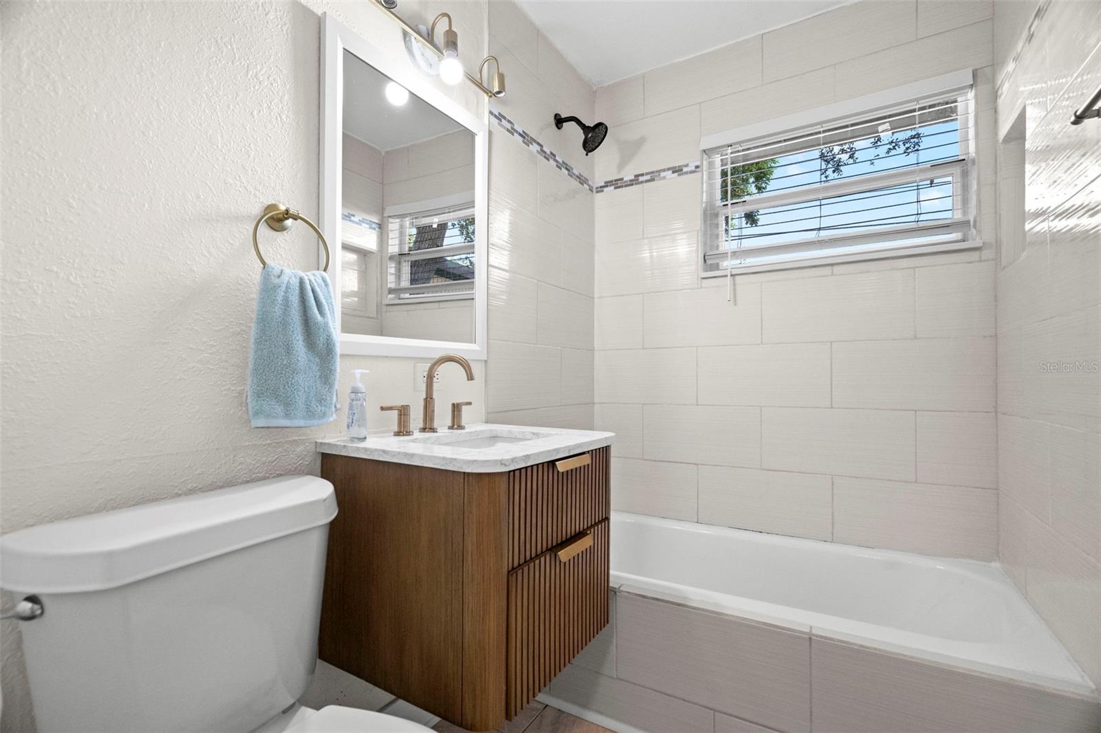 GANDY GARDENS 2 - Residential