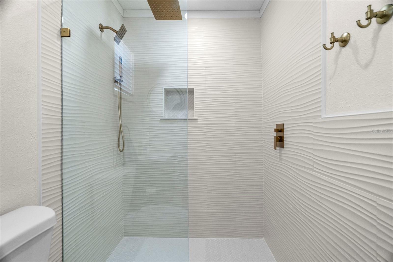 GANDY GARDENS 2 - Residential