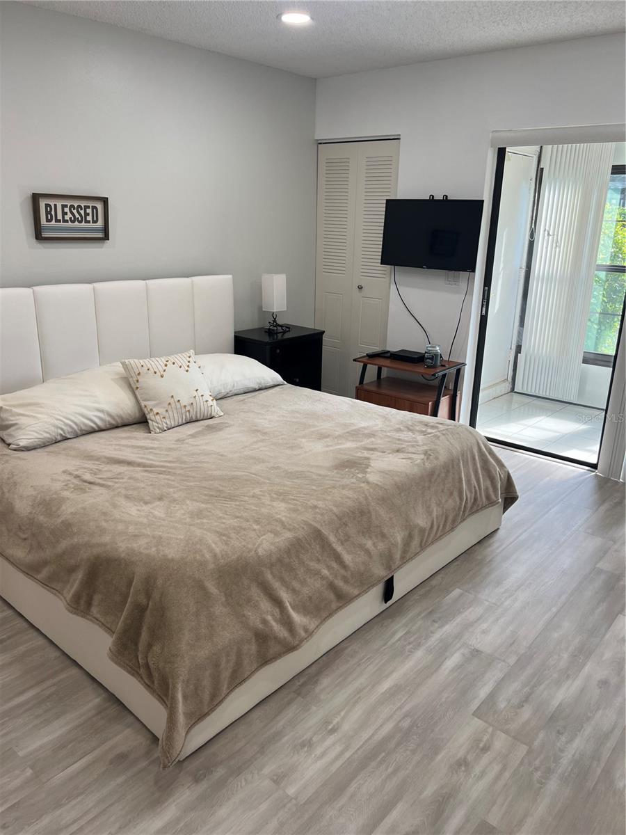 WINDING CREEK - Residential Lease