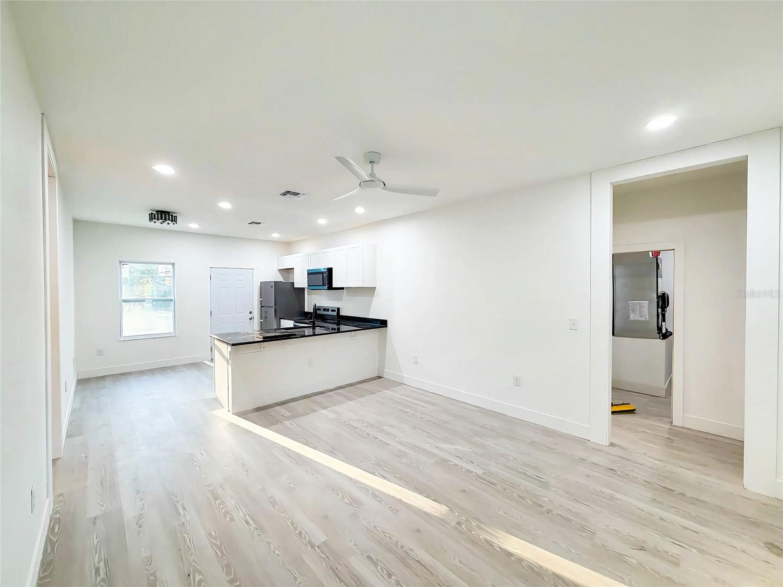 INTERLACHEN LAKES ESTATES - Residential