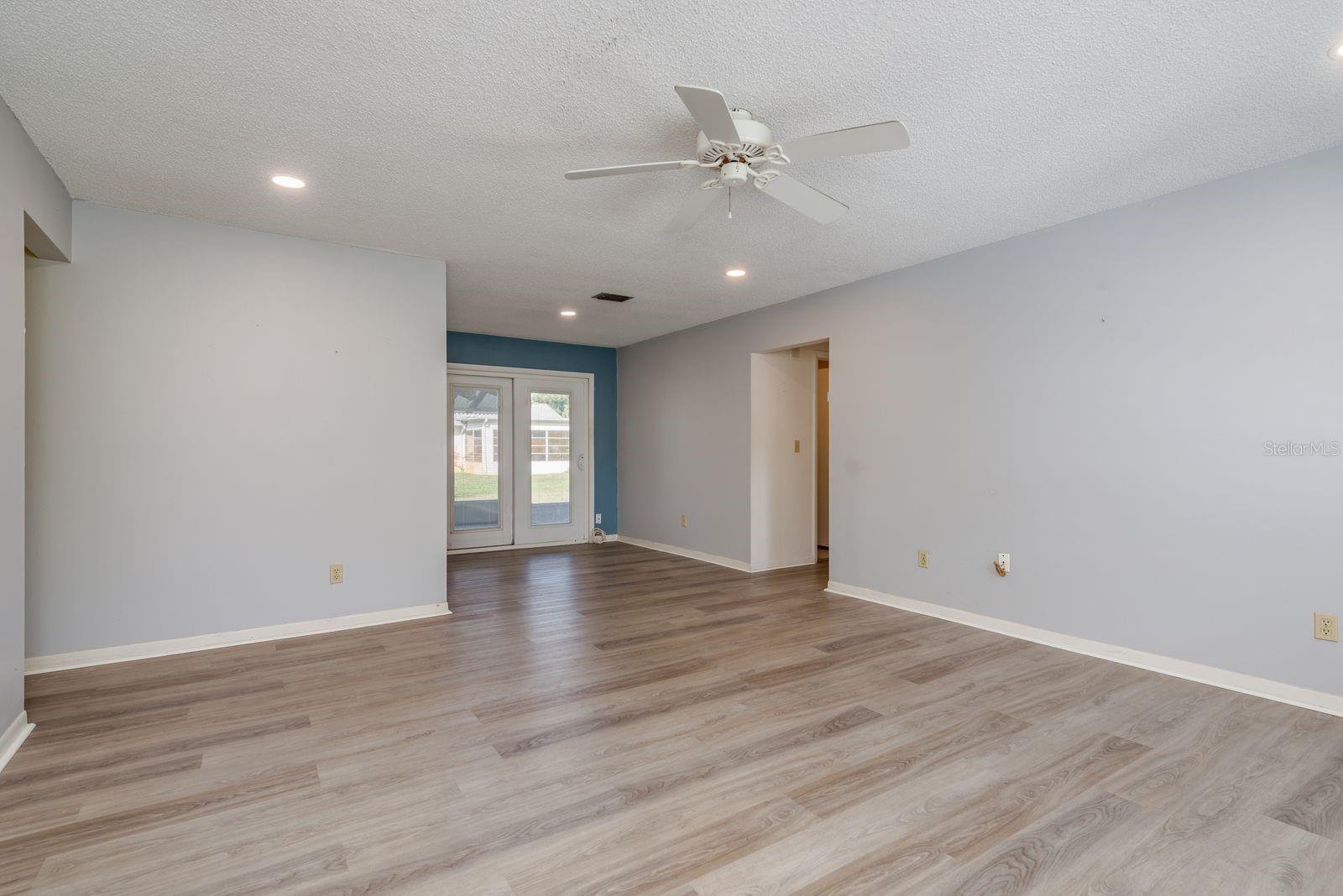 HIGHLAND LAKES - Residential