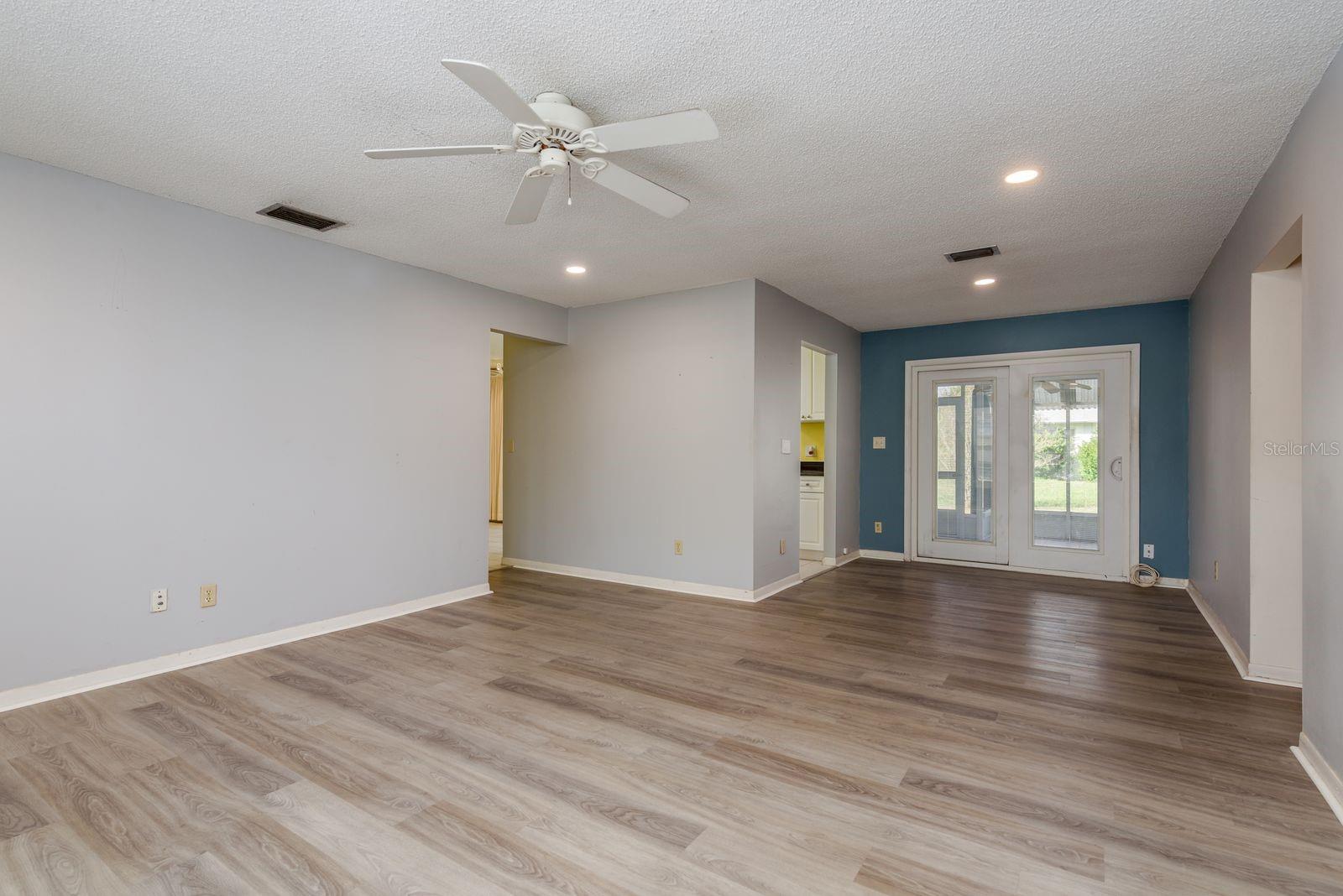 HIGHLAND LAKES - Residential