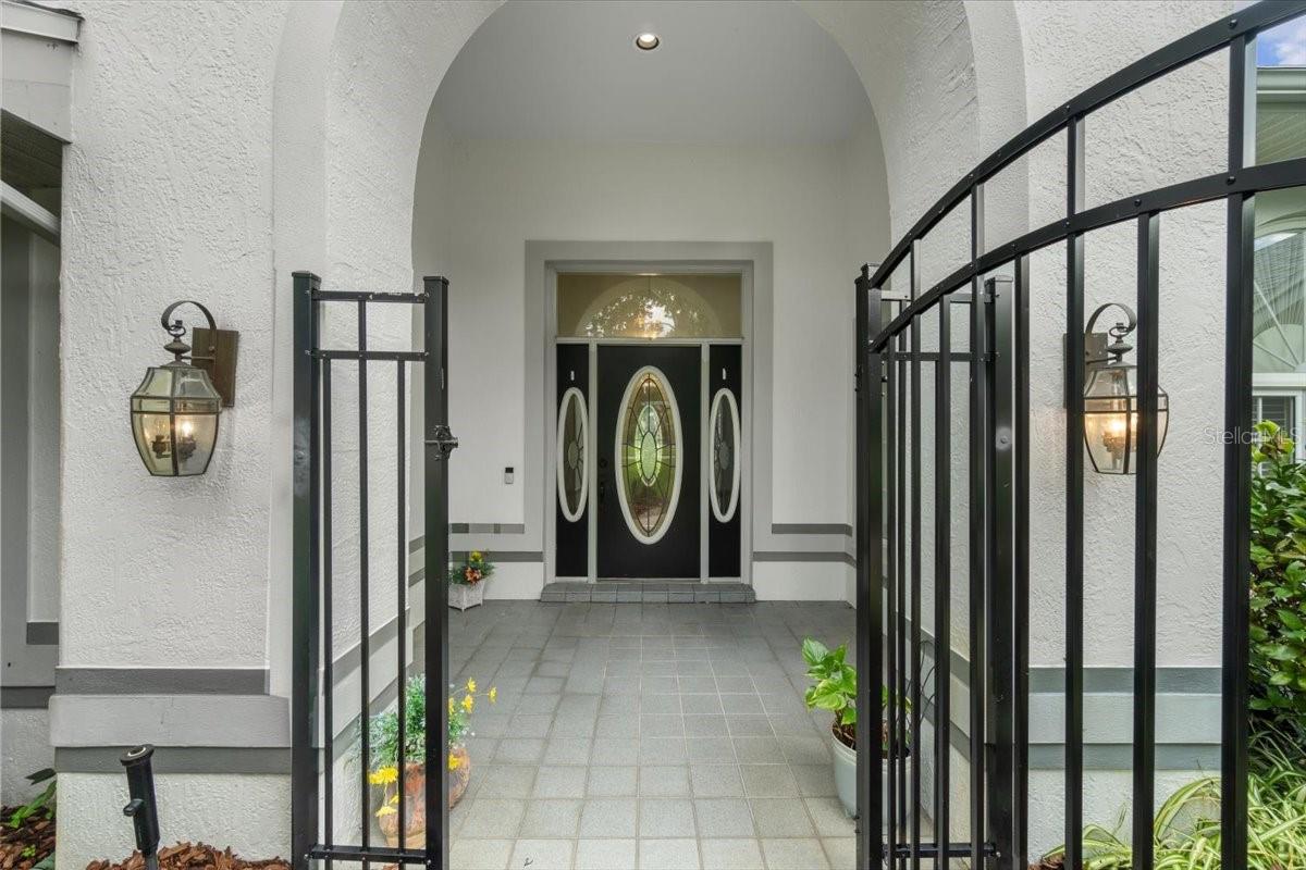 HAMILTON POINTE - Residential