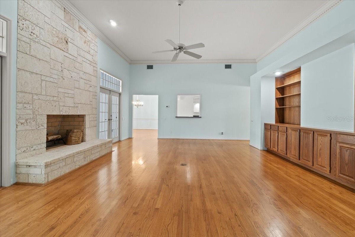 HAMILTON POINTE - Residential