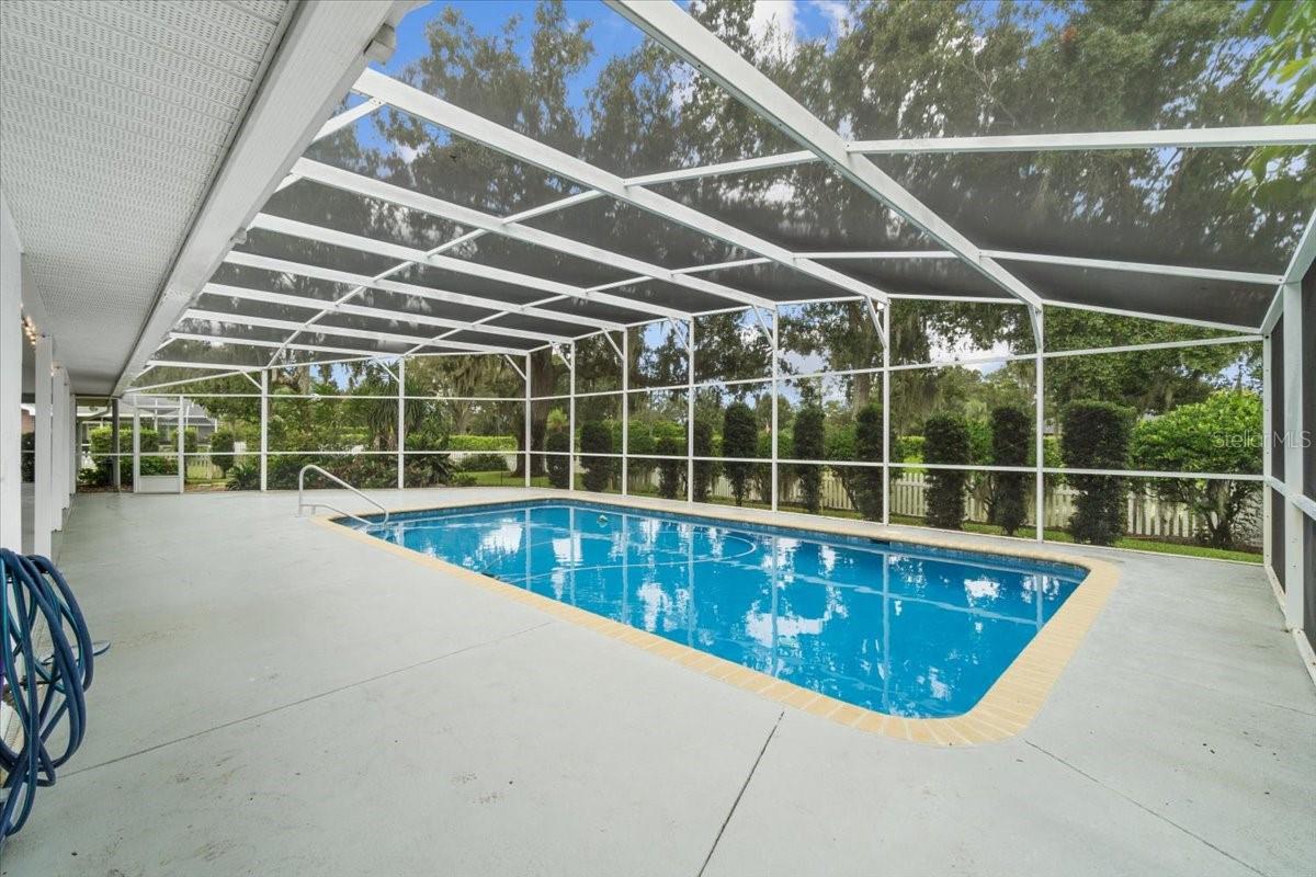 HAMILTON POINTE - Residential