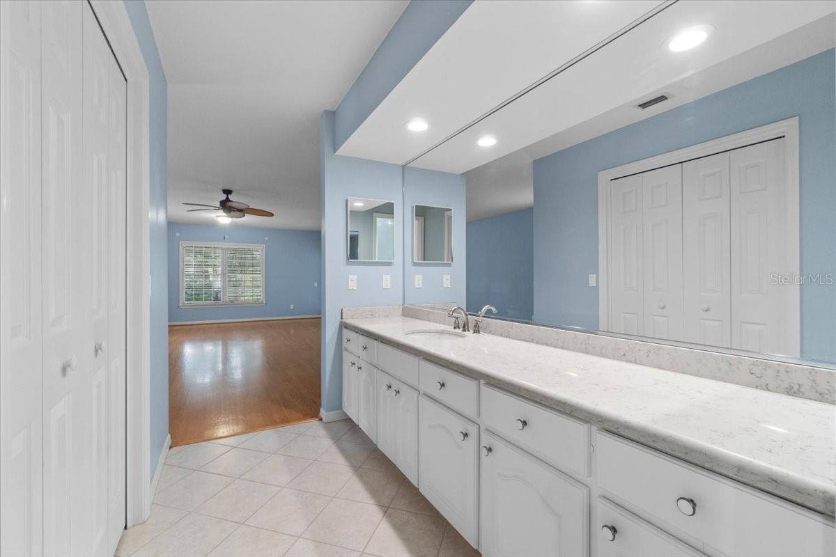 HAMILTON POINTE - Residential