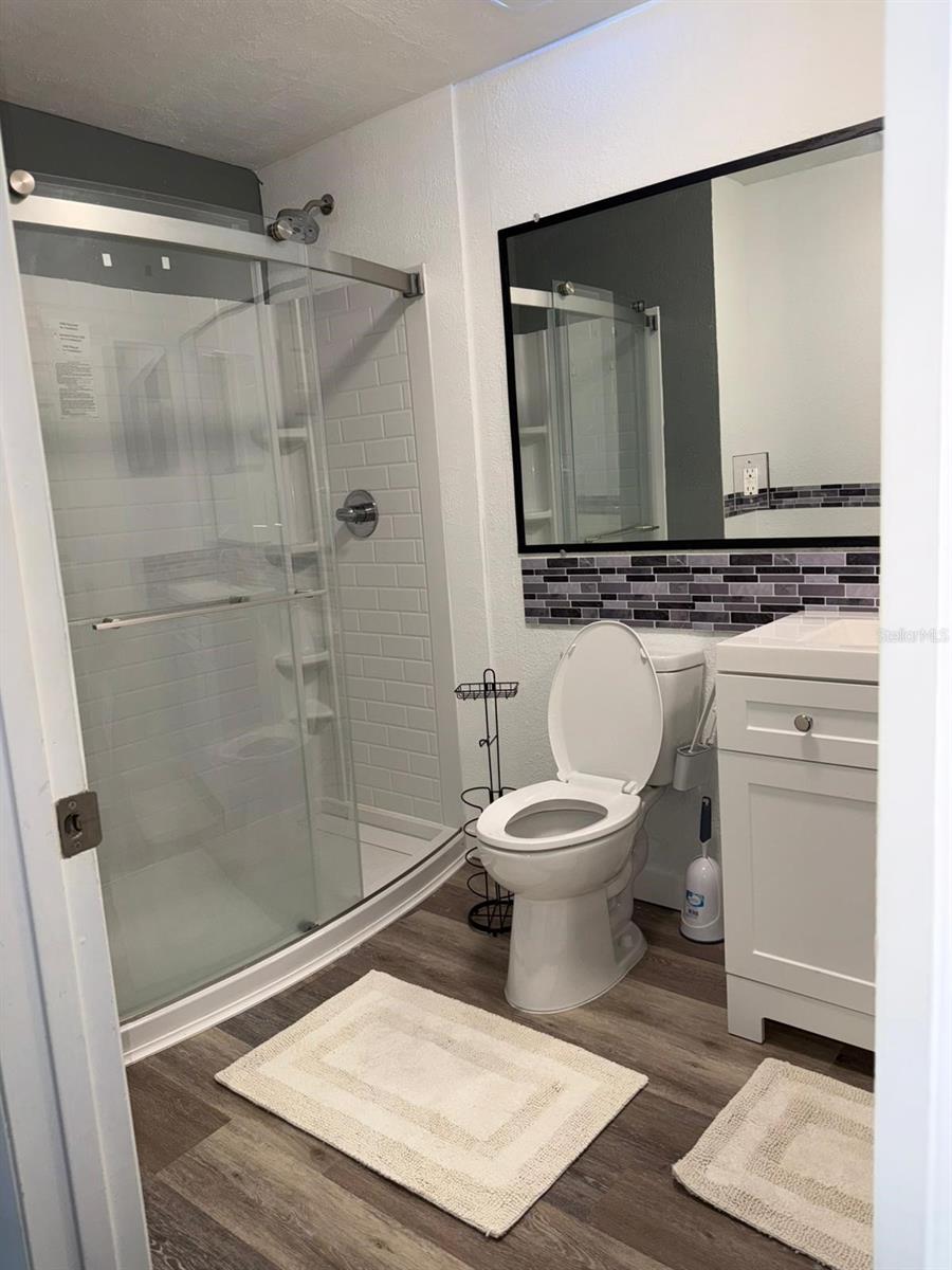 WEEKS D P RESUB - Residential