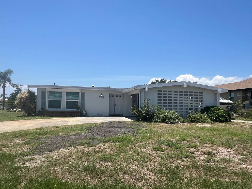 Photo of 167 Easton Drive NW, Port Charlotte, FL 33952 (MLS # C7510238)