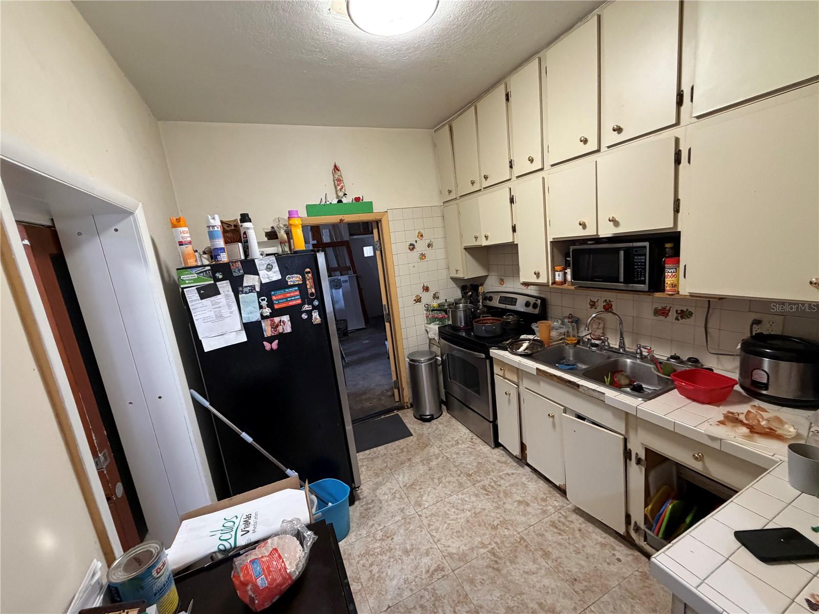 HIALEAH ADD 16 REV AMD - Residential