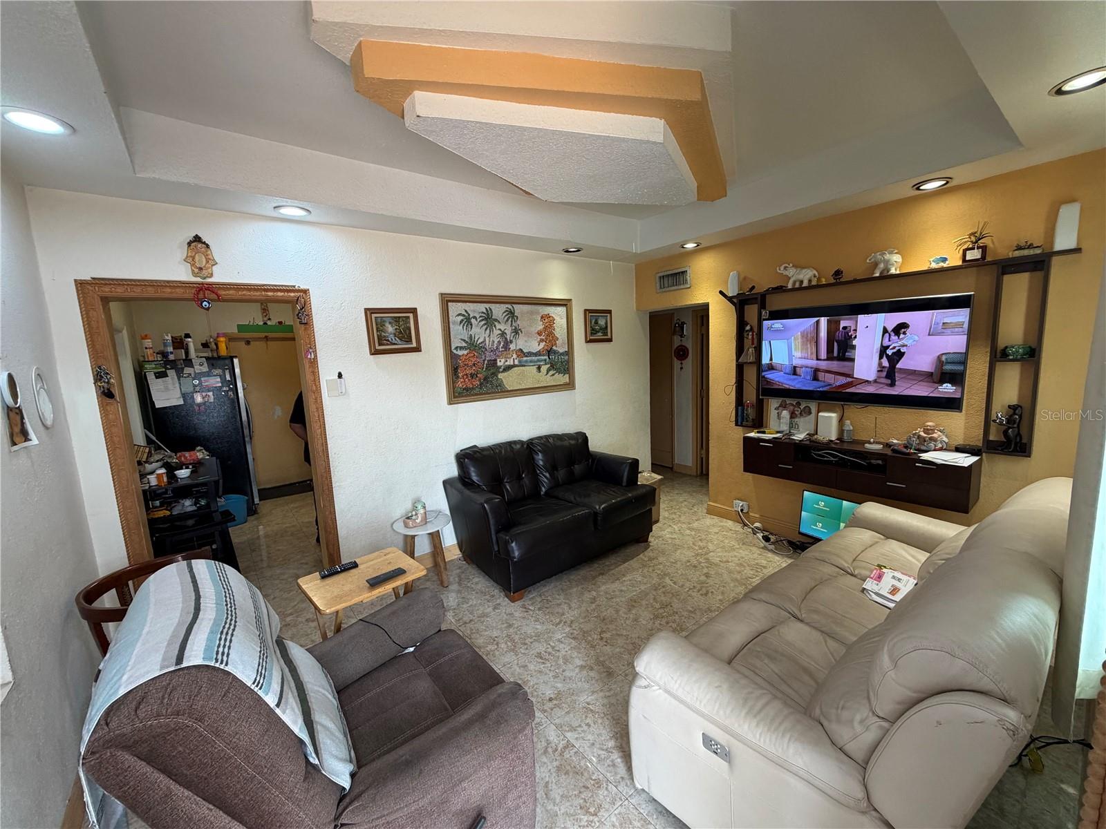 HIALEAH ADD 16 REV AMD - Residential