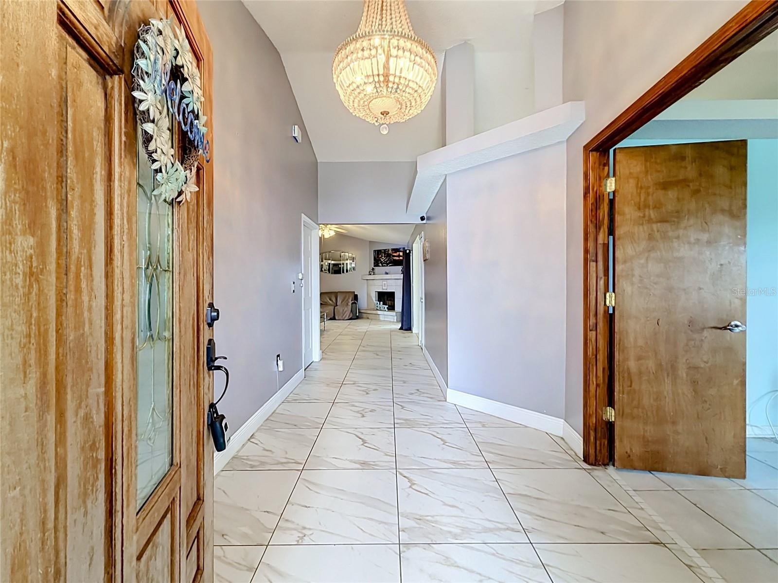 1406 KINGSTON WAY