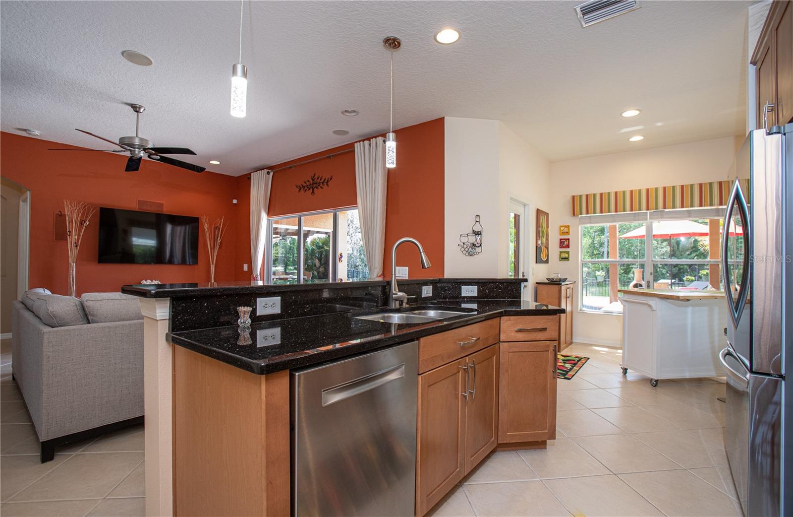 WATERS EDGE THREE - Residential