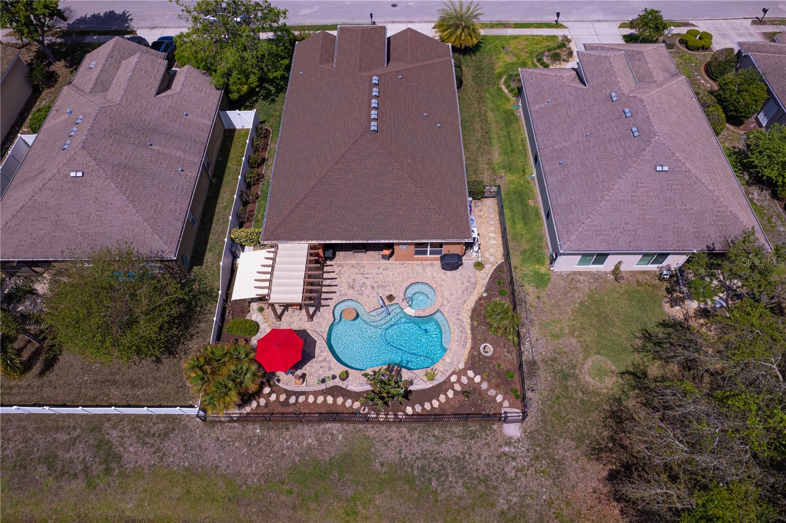 WATERS EDGE THREE - Residential