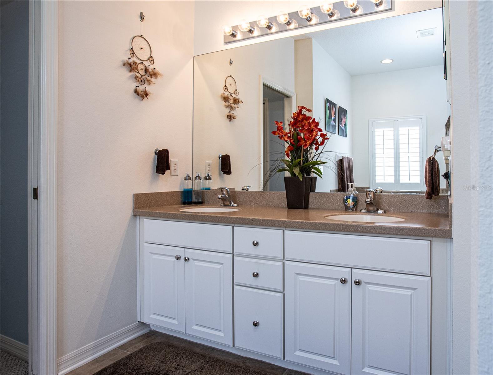 WATERS EDGE THREE - Residential