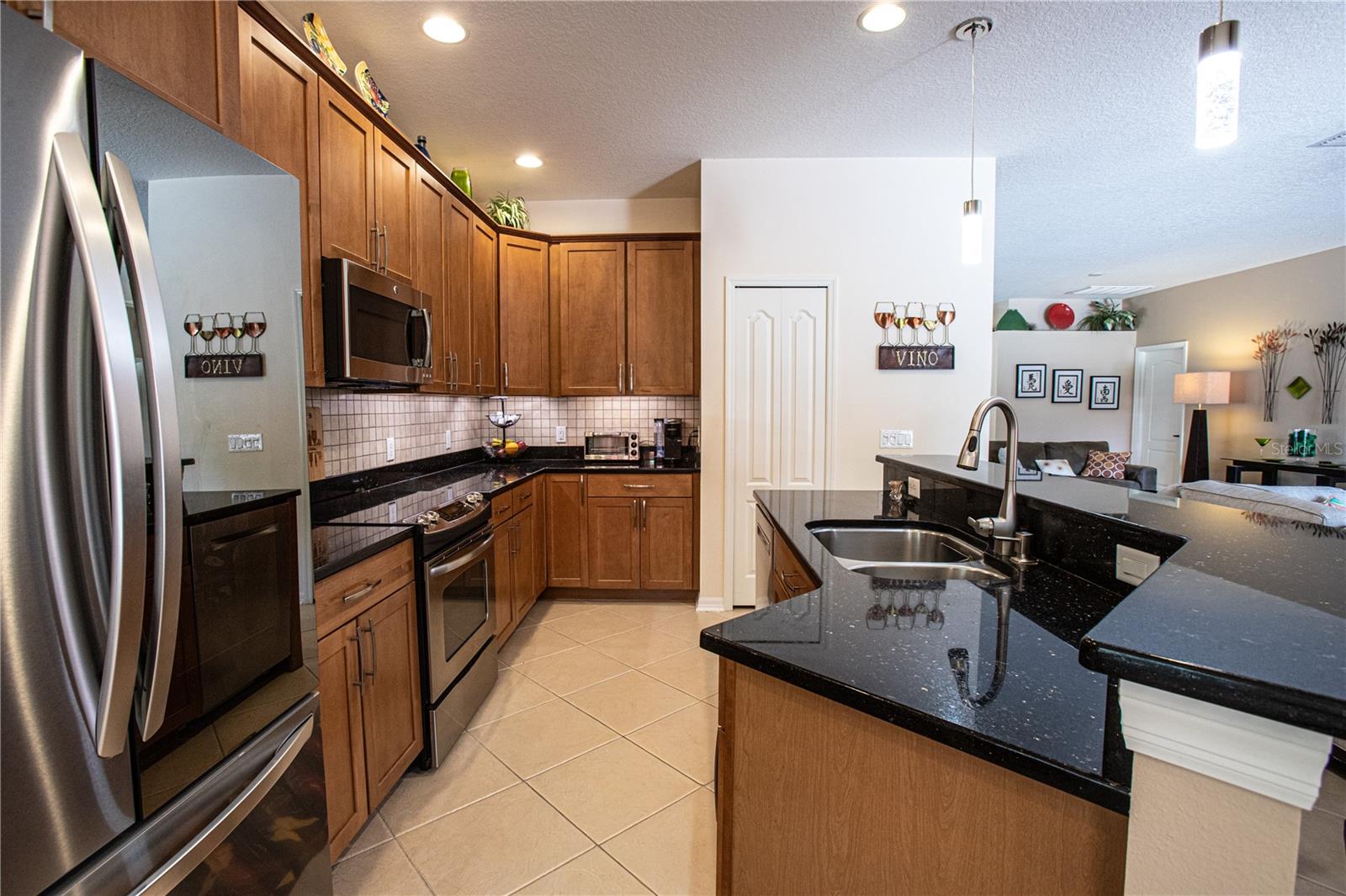 WATERS EDGE THREE - Residential