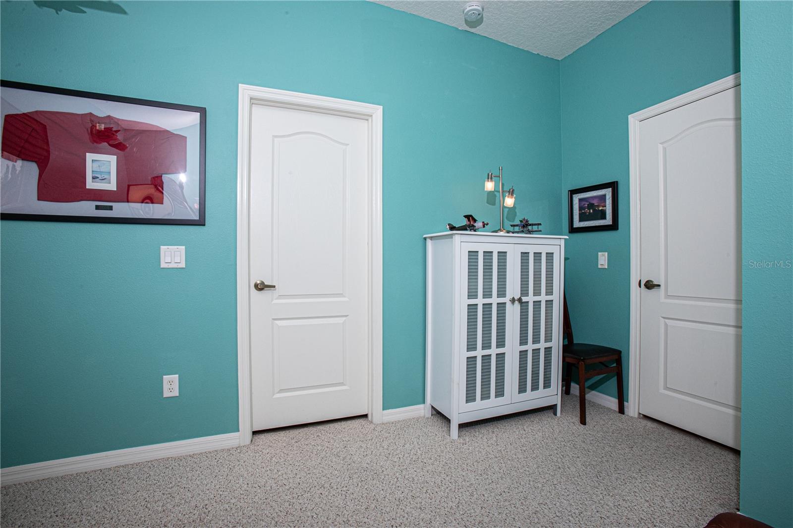 WATERS EDGE THREE - Residential