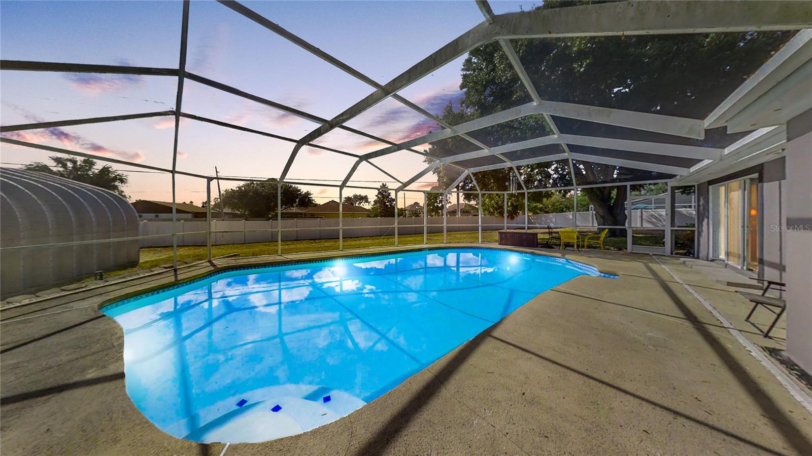 TRENTWOOD MANOR - Residential