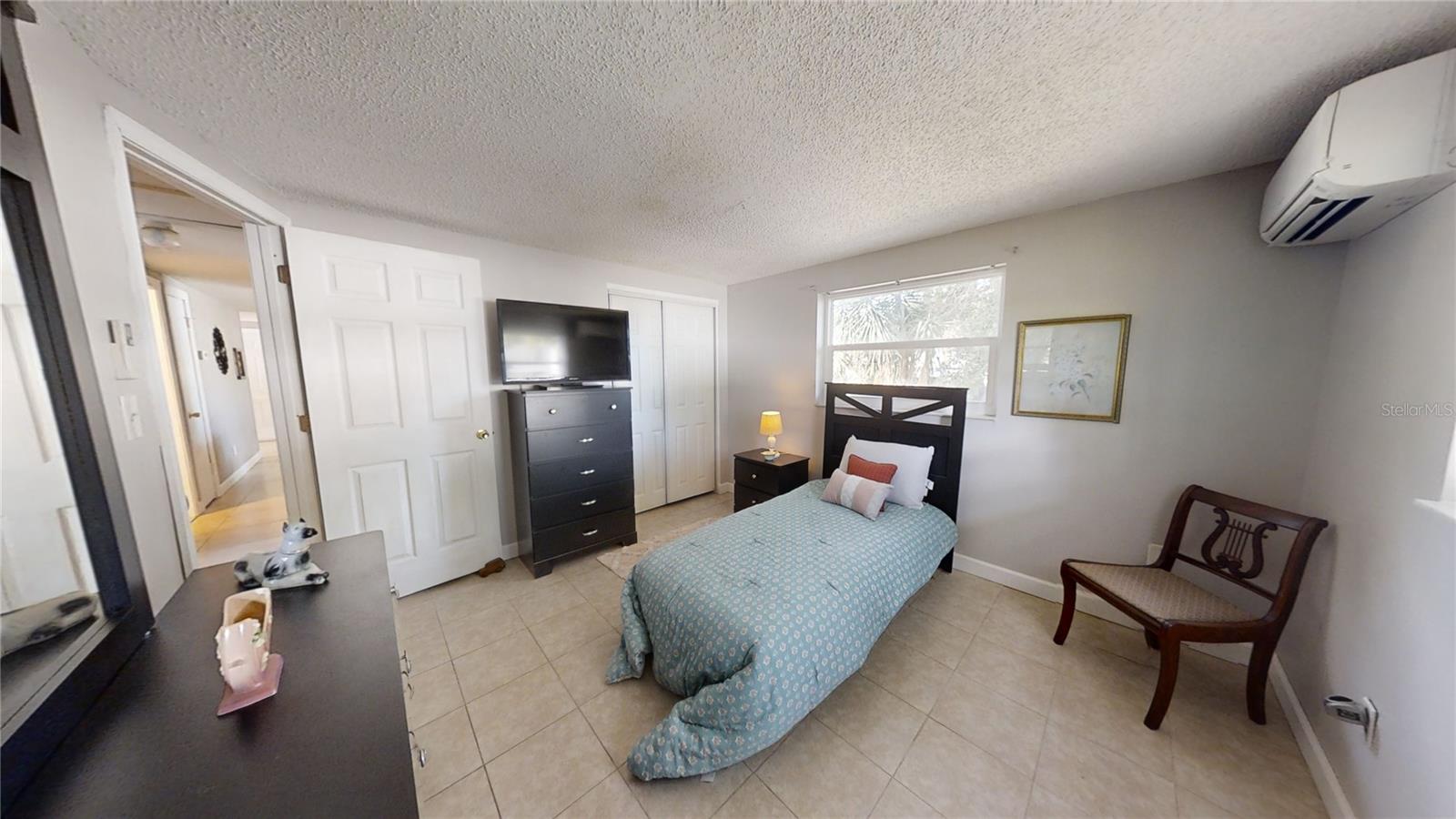 TRENTWOOD MANOR - Residential