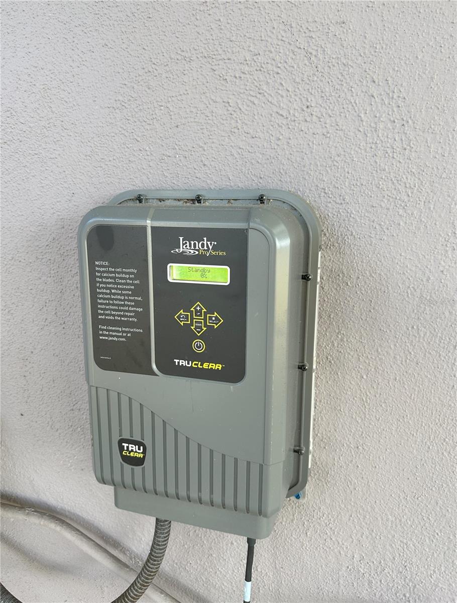 TRENTWOOD MANOR - Residential