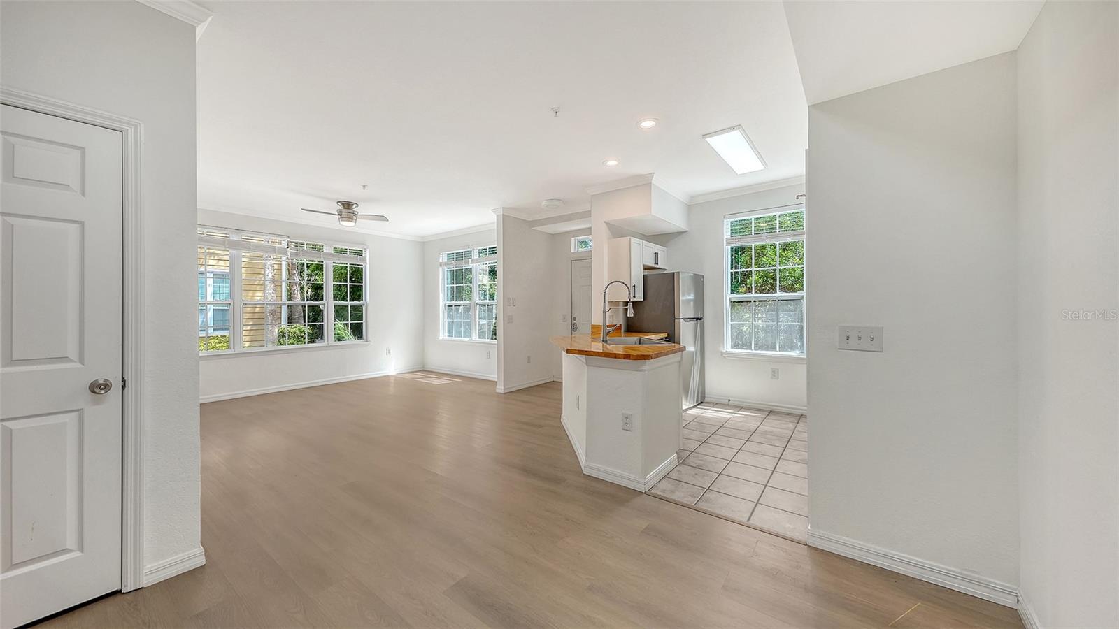 ADMIRALS WALK - Residential