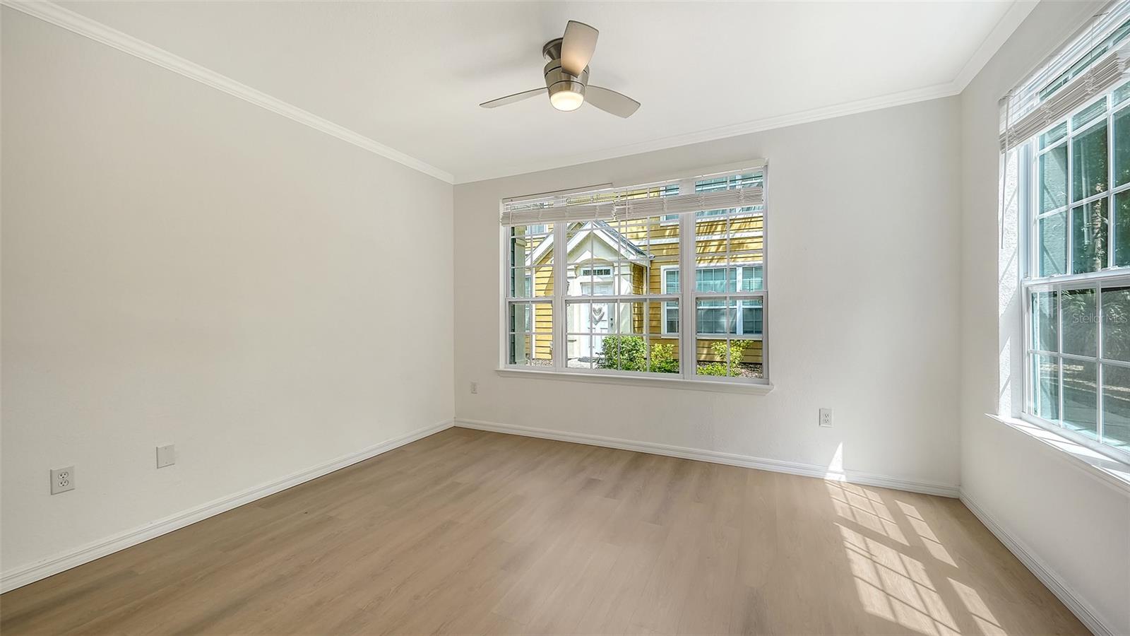 ADMIRALS WALK - Residential