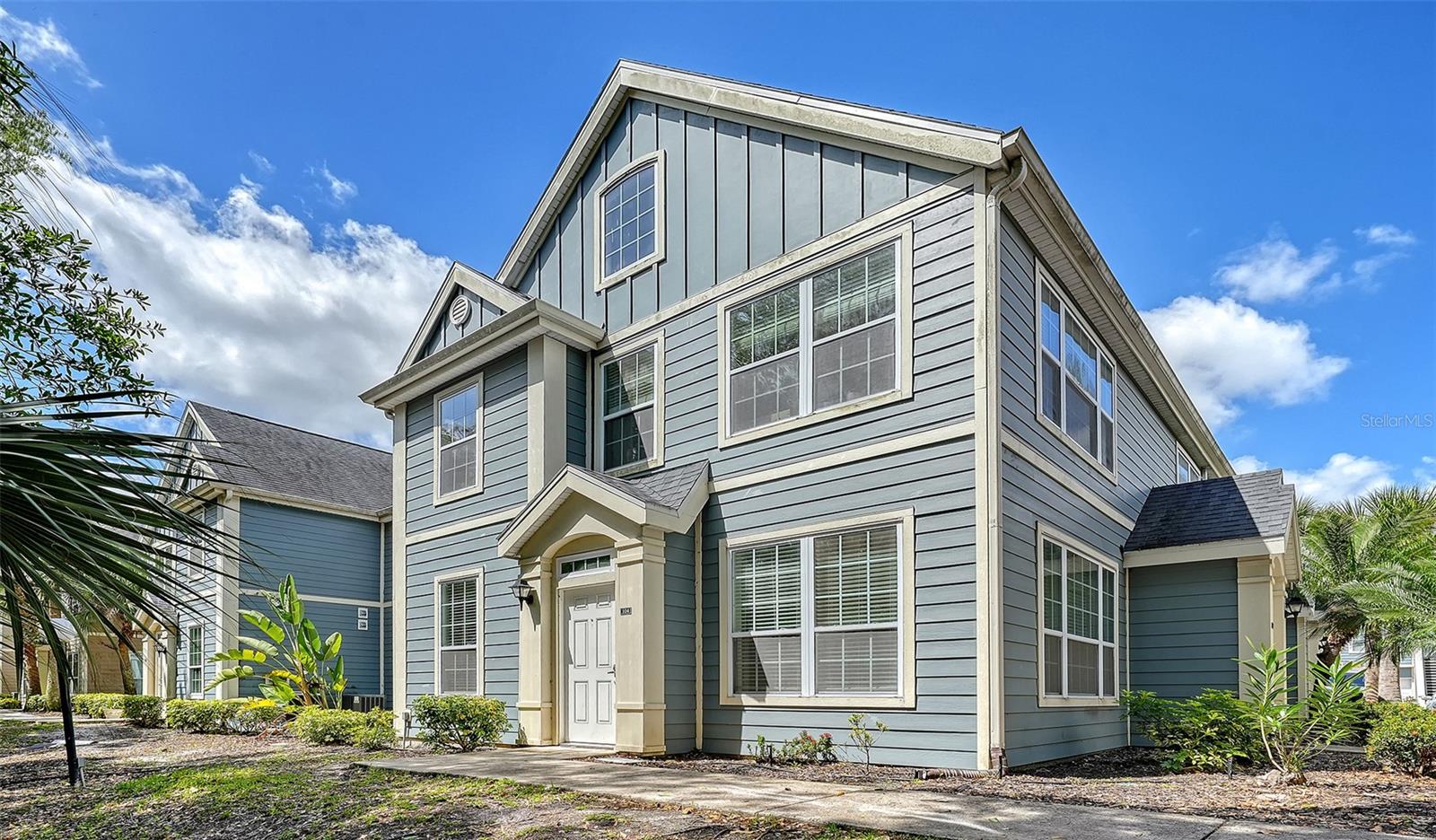 ADMIRALS WALK - Residential