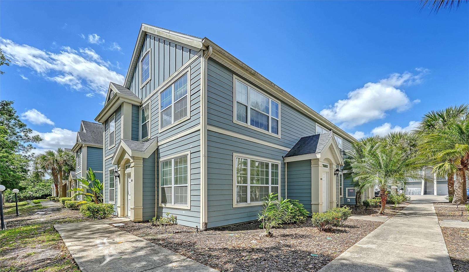 ADMIRALS WALK - Residential