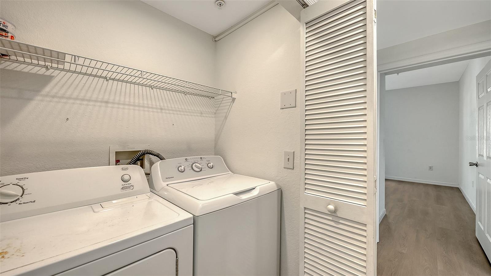 ADMIRALS WALK - Residential