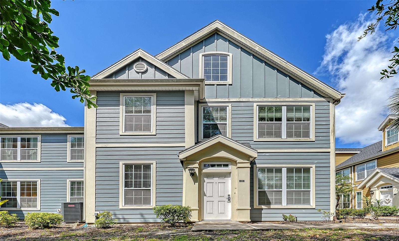 ADMIRALS WALK - Residential