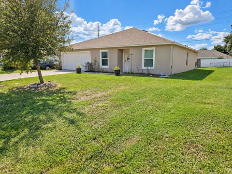Tiny photo for 284 Marion Oaks Course, Ocala, FL 34473 (MLS # OM734492)