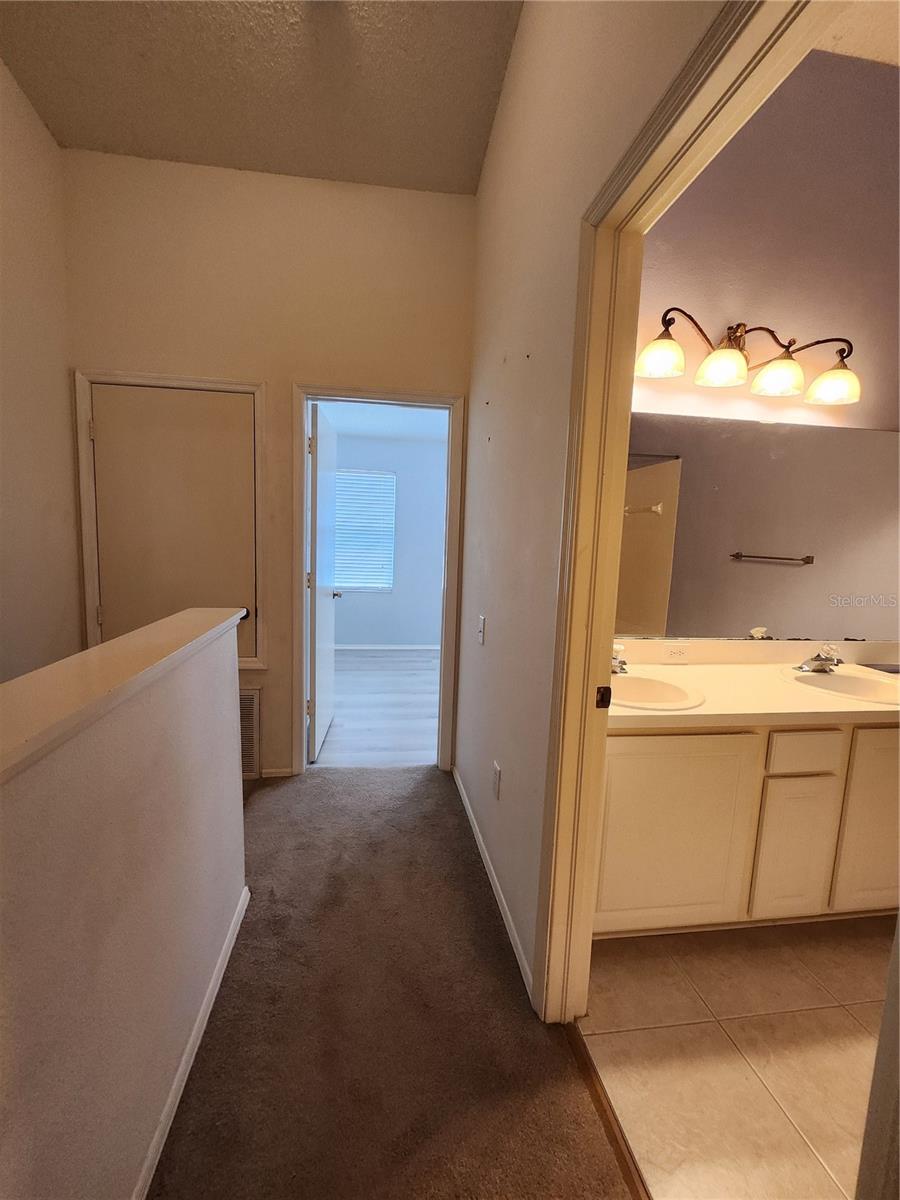 HUNTERS KEY TWNHMS AT NORT - Residential Lease