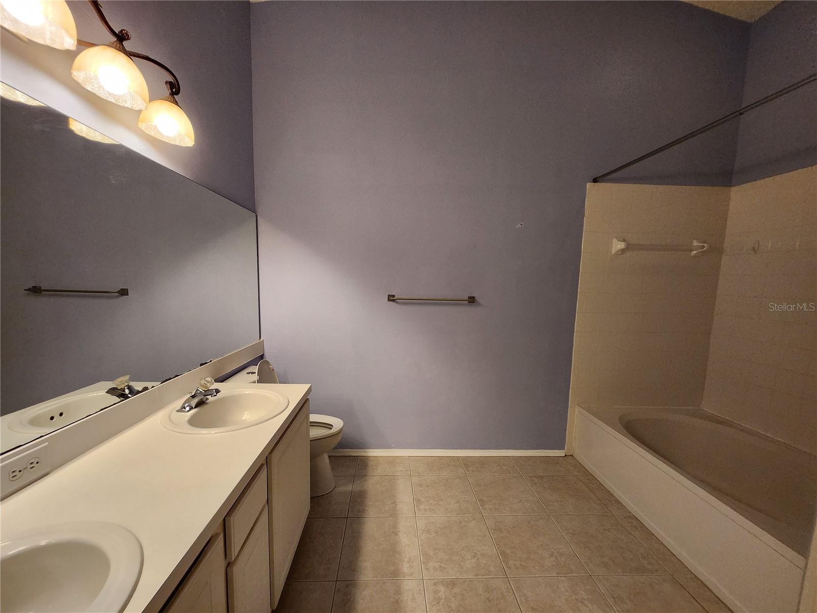 HUNTERS KEY TWNHMS AT NORT - Residential Lease