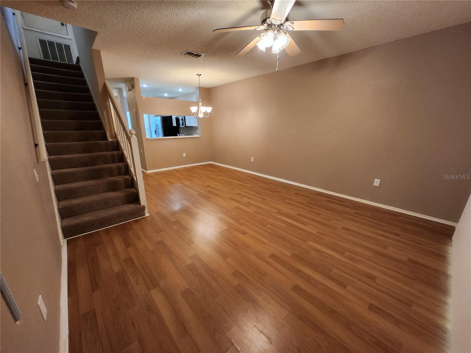 HUNTERS KEY TWNHMS AT NORT - Residential Lease