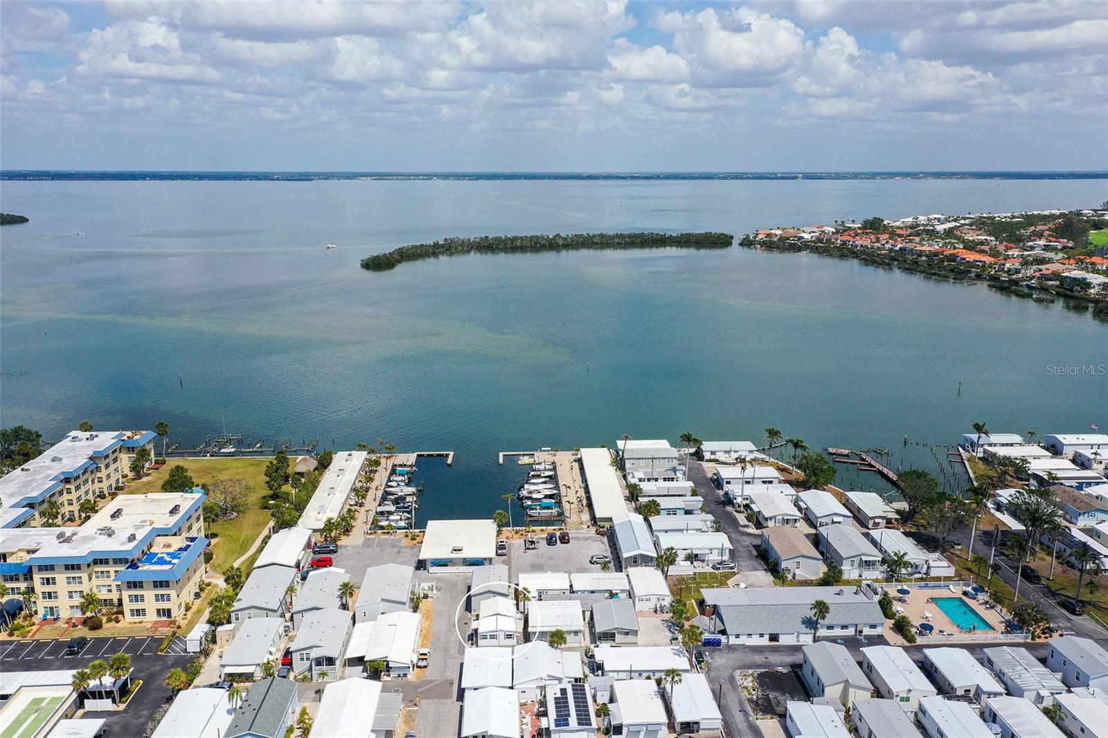 96 TWIN SHORES BOULEVARD