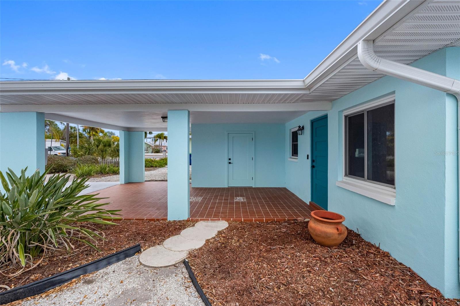 307 BAHIA VISTA DRIVE