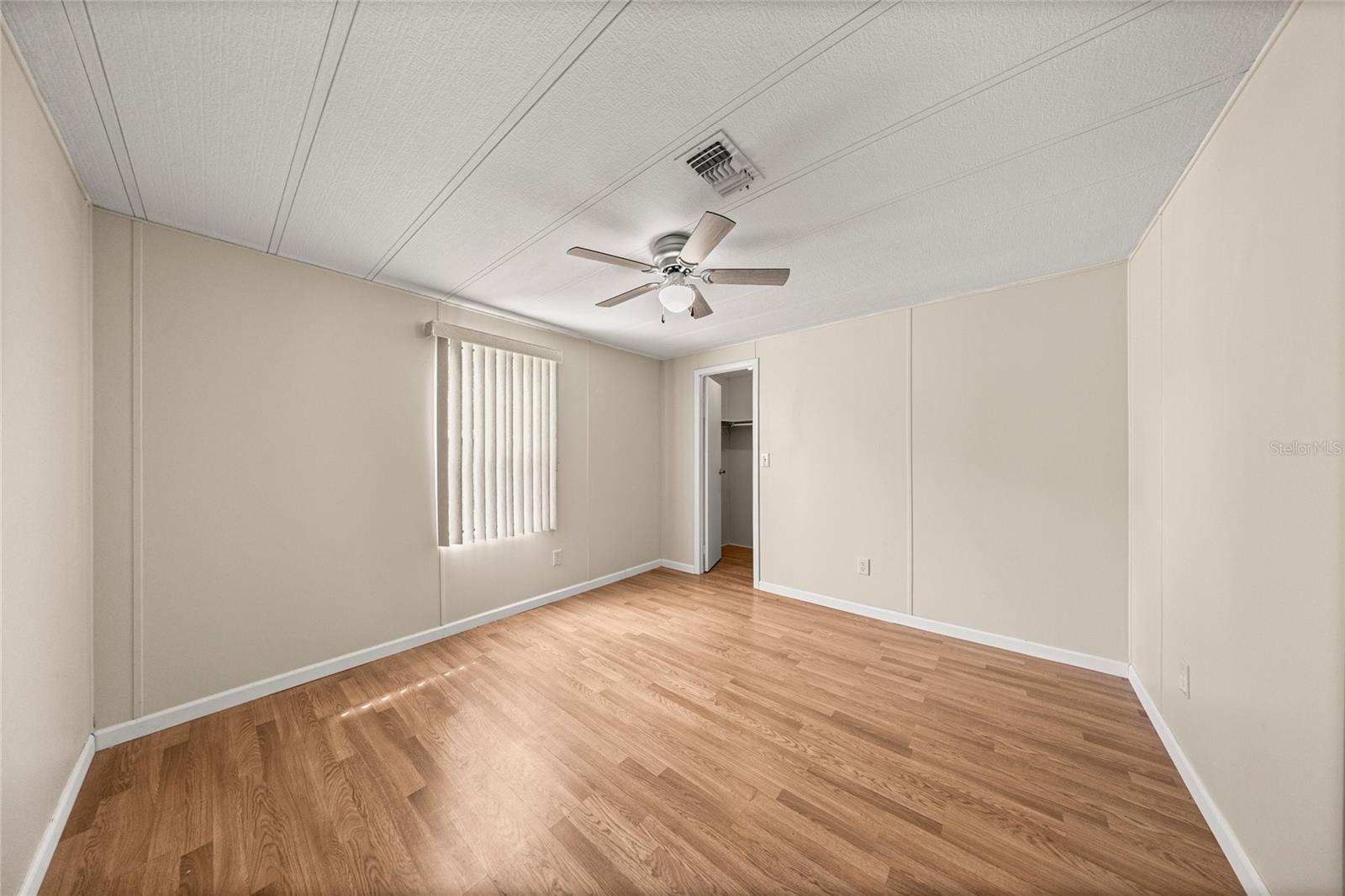 LADY LAKE ORANGE BLOSSOM GARDENS UNIT 05 - Residential