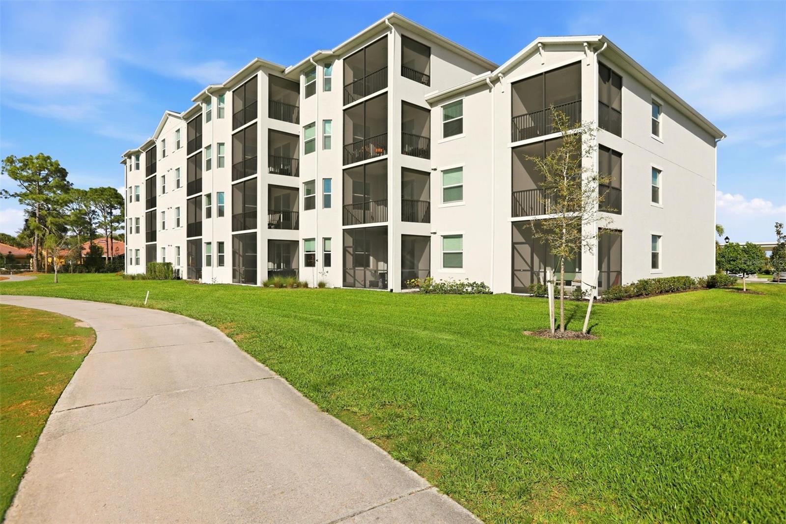 TERRACE 2/IBIS LNDG PH I BLDG - Residential