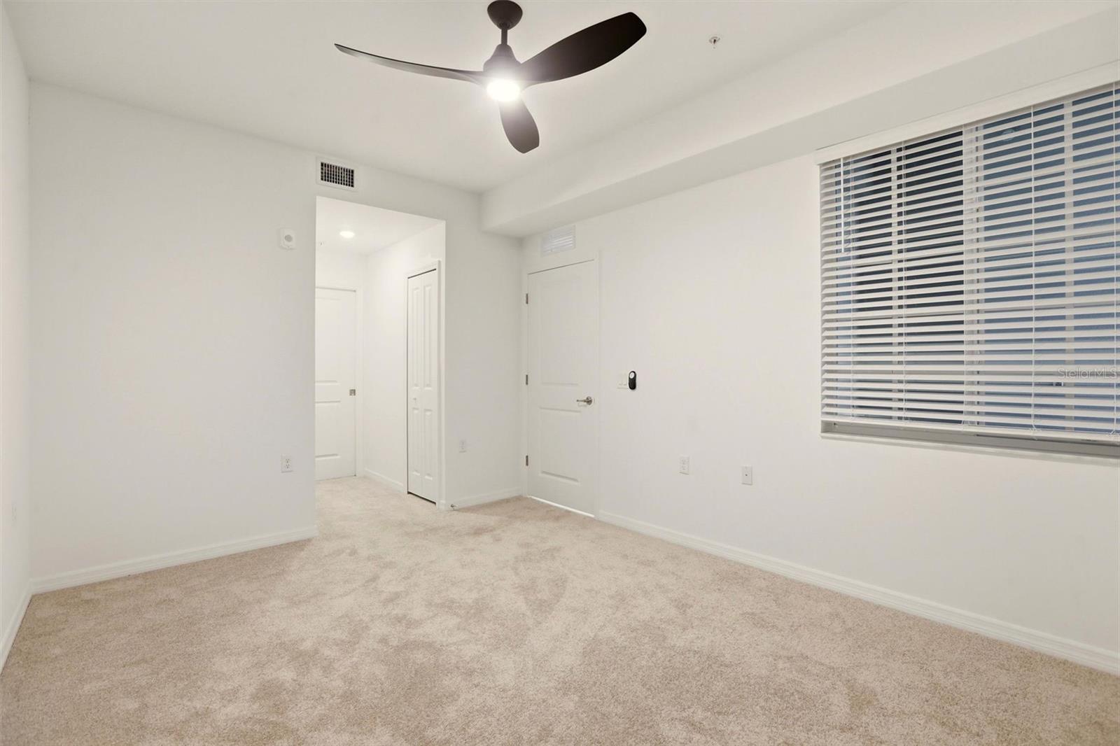 TERRACE 2/IBIS LNDG PH I BLDG - Residential